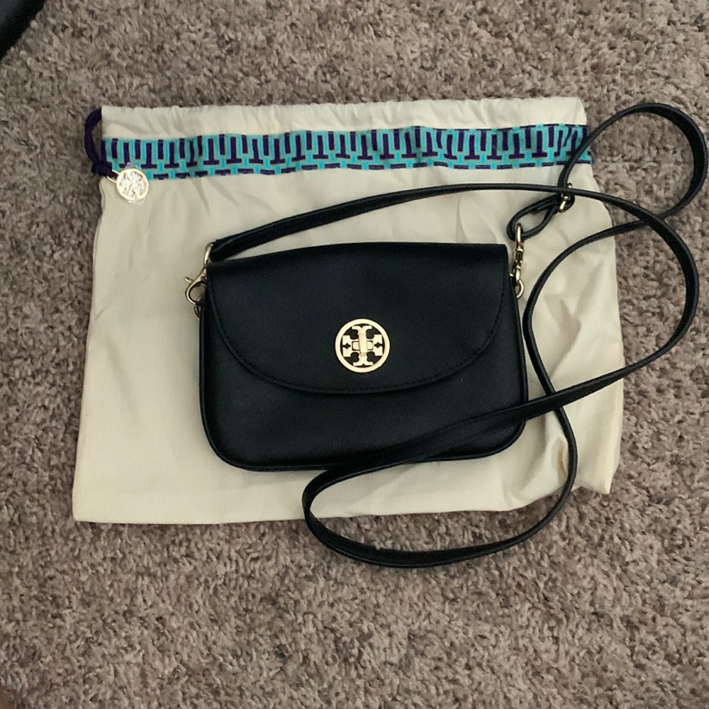 SOLD - Tory Burch | mini saffiano crossbody